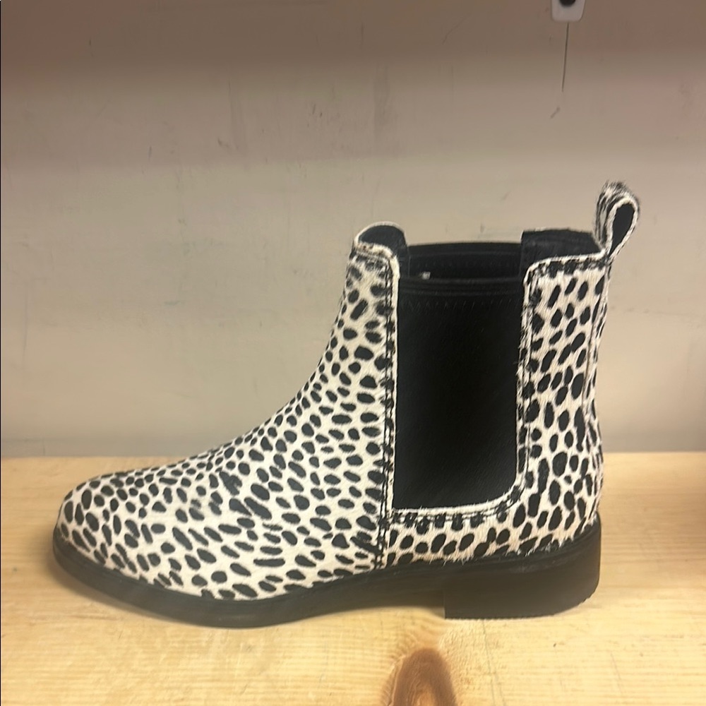 LAST ONE!   - Clark’s Clarkdale Arlo Dalmatian Print Chelsea Boots
